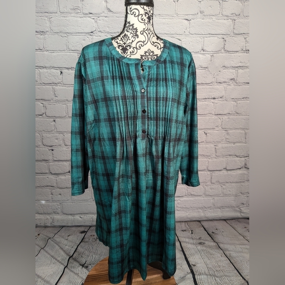 Reborn womens Long Sleeve Stretch Knit Plaid Print Popover top Front Sz 3x B18a